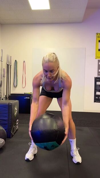 Charley Hull