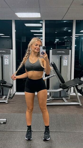 cheerleaderkait