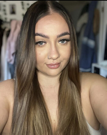 Chelsea Leigh
