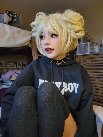 Cherriesandpeachesx