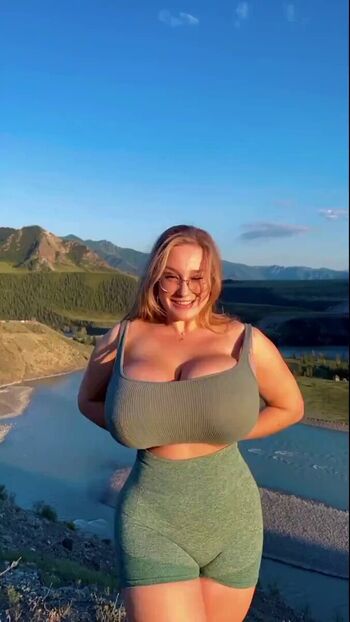 Cheryl_bloss_