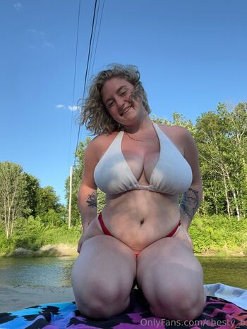 chesty_b