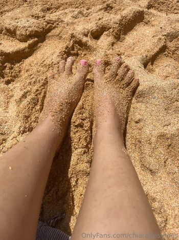 chiaratipsytoes