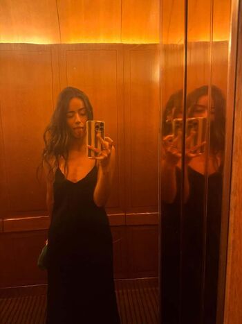 Chloe Bennet