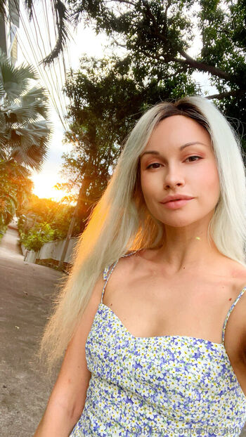 chloe_bloomm