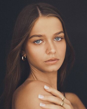 Chloe Campbell