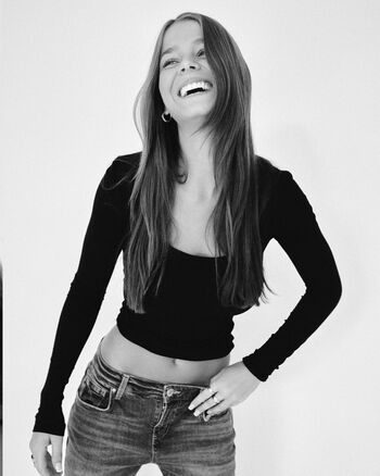 Chloe Campbell
