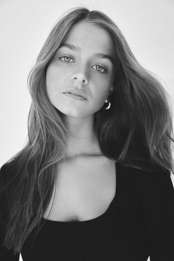 Chloe Campbell