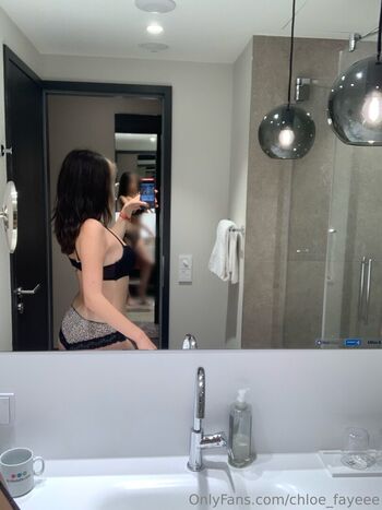 chloe_fayeee