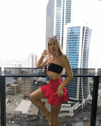 Chloe Fleming