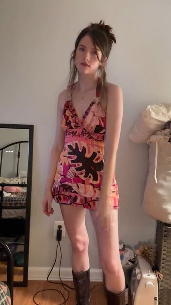 chloe.longname