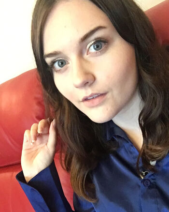 Chloe Louise Holt
