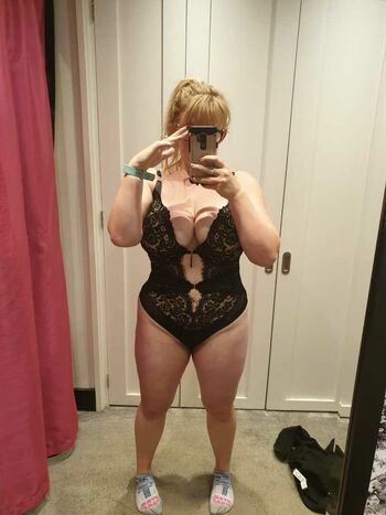 chloe_louisex