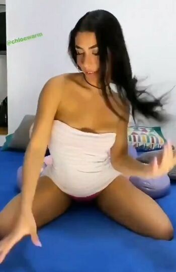 Chloe Warm