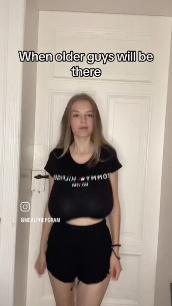 chloeemiller