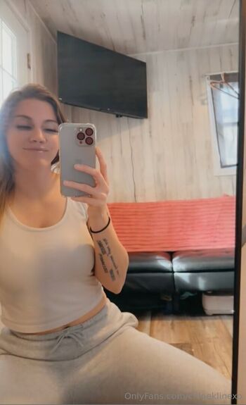 chloeklinexo