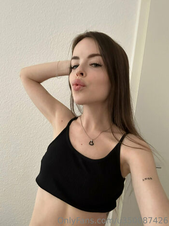 chloelolo
