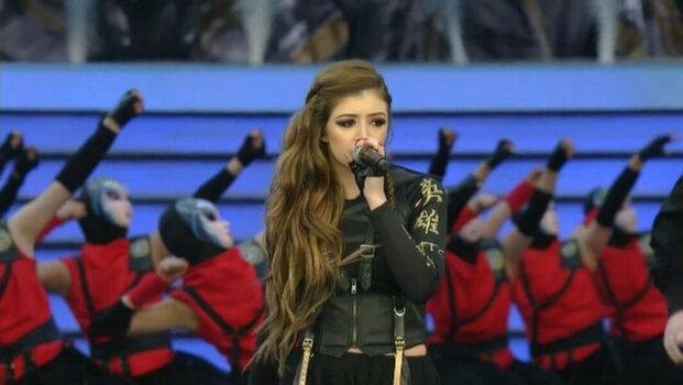 Chrissy Costanza