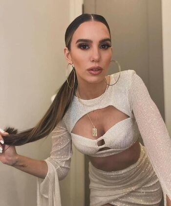 Christy Carlson Romano