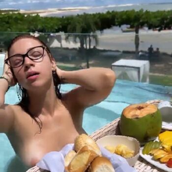 Cibelly Ferreira
