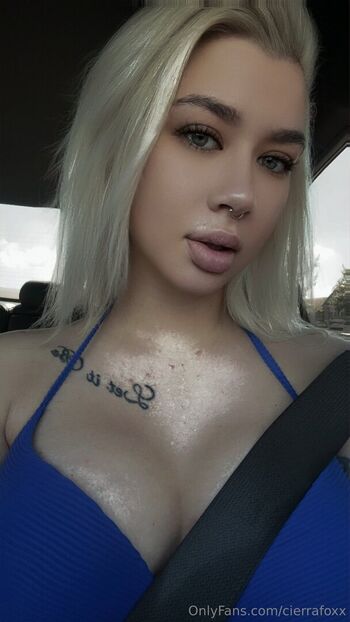 cierrafoxx