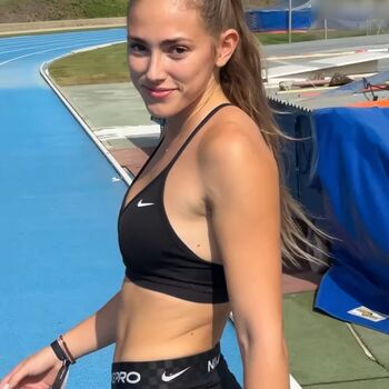 Clara Fernández