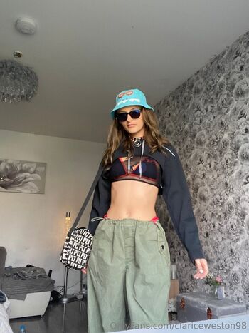 clariceweston98