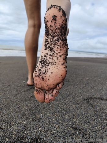 clarita.feet