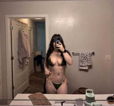 Claudia Elizabeth