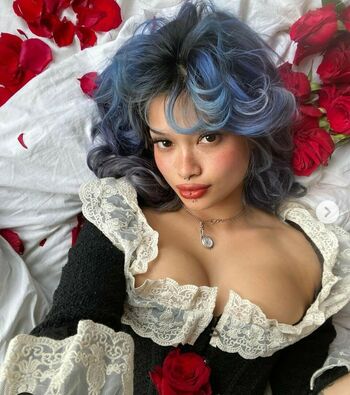 Cleo Lazuli