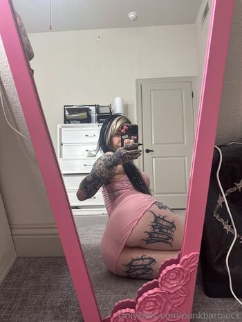 coffinshortyerikakay