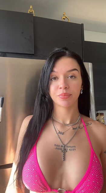 Cora Jade
