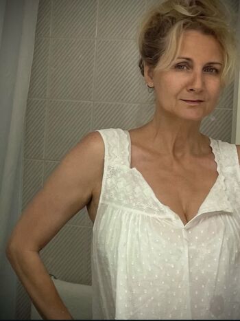 Corrinne Wicks
