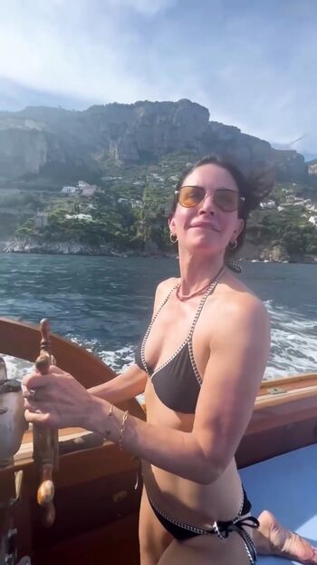 Courteney Cox