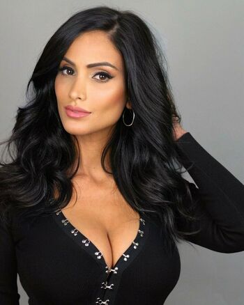 Crystal Marie Denha