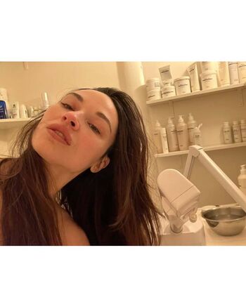 Crystal Reed