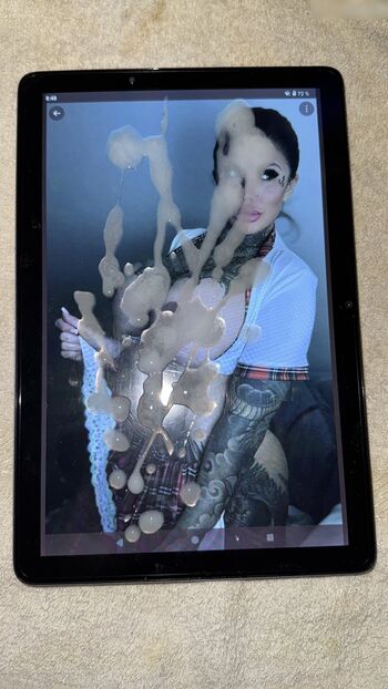 Cum Tributes