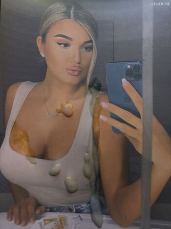 Cum Tributes