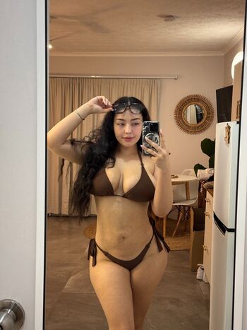 curlymoana