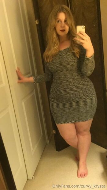 Curvy_Krysta