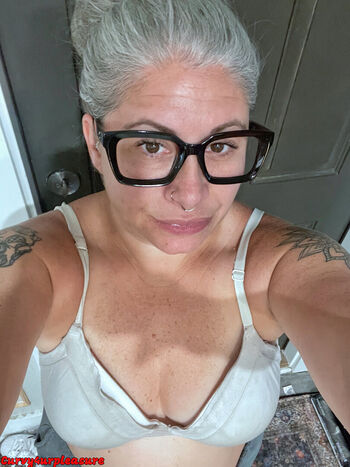 curvy4urpleasure