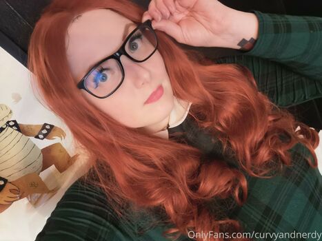 Curvyandnerdy