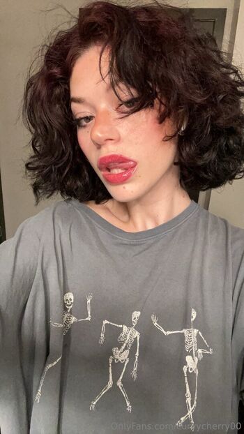 curvycherry00