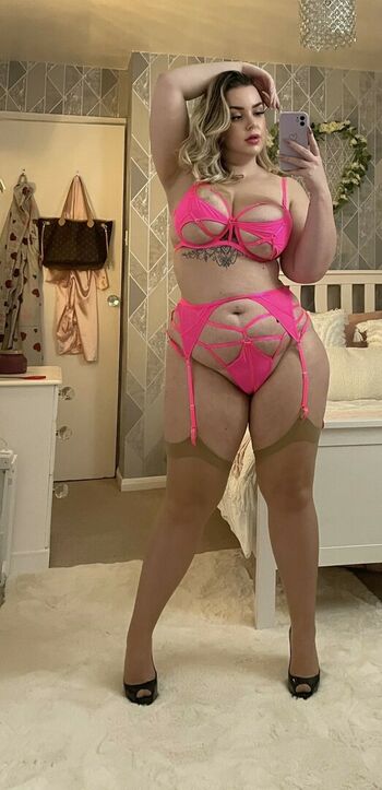 curvygirllou