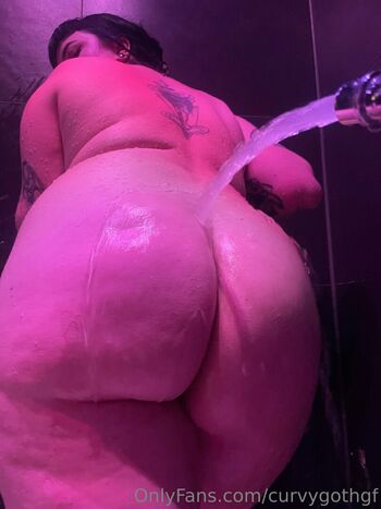 curvygothgf