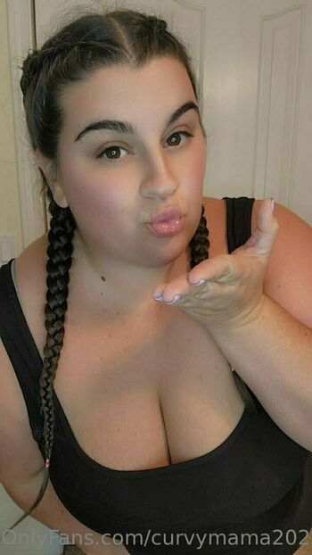 curvymama2020