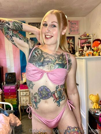 cutie-succubus