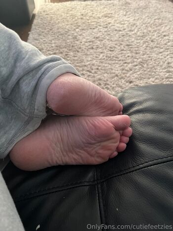 cutiefeetzies