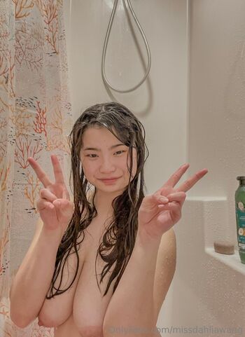 Dahlia Wang