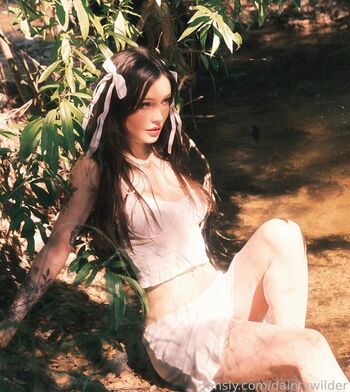 Dainty Wilder